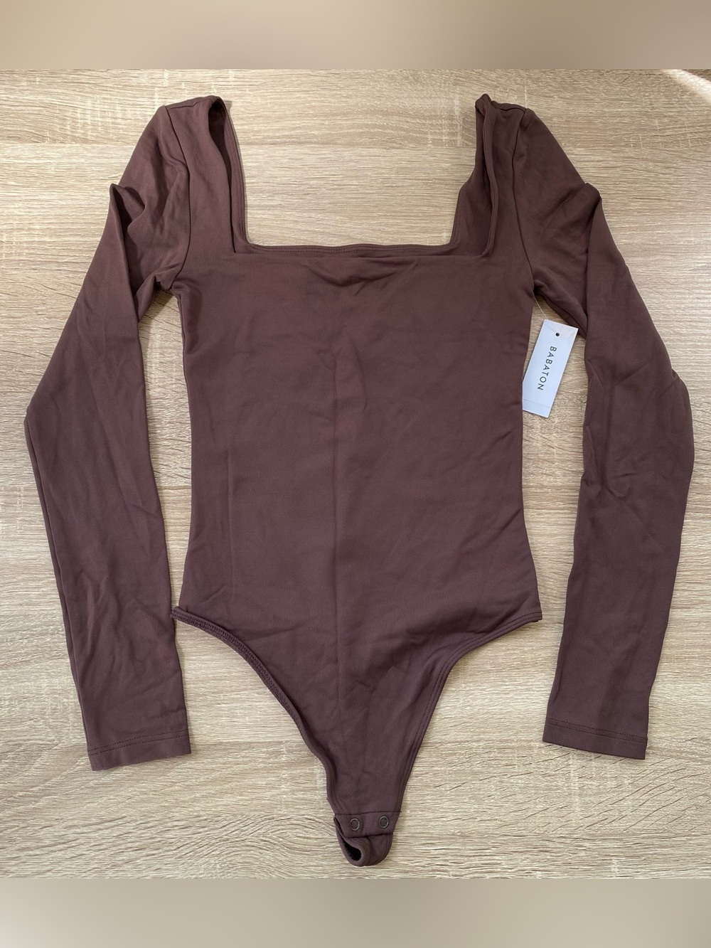 NWT Aritzia Babaton Contour Squareneck Longsleeve Bodysuit in Coffee Bean Brown